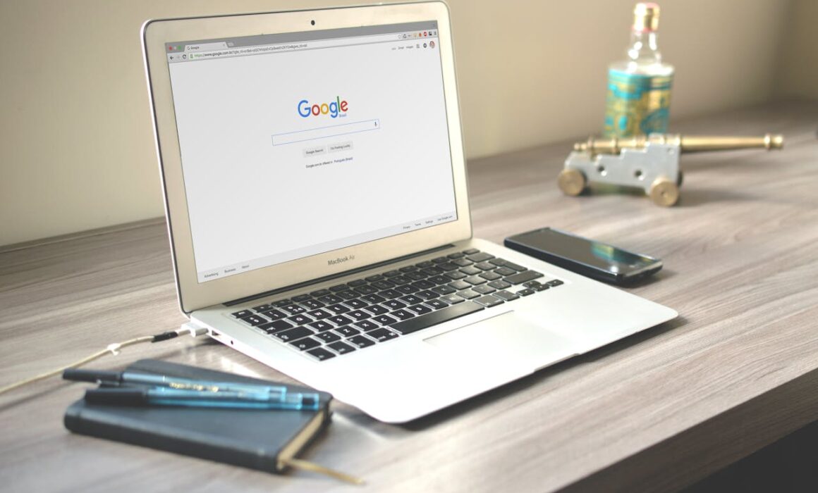 Agência de SEO elaborando estratégias