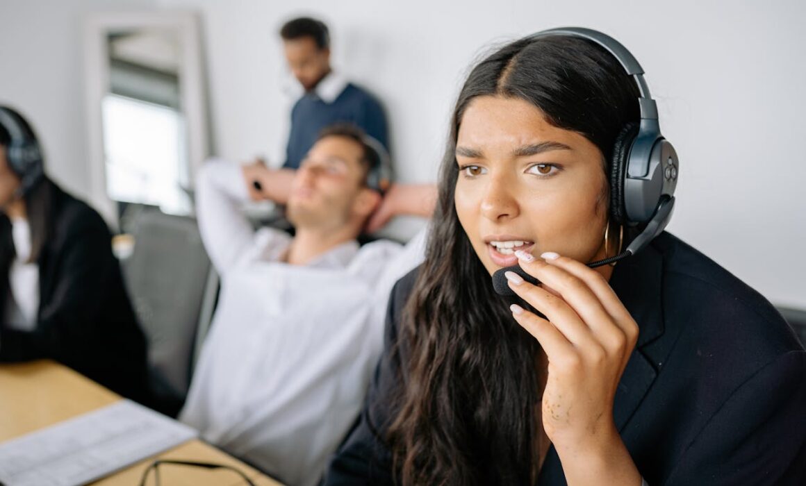 mulher utilizando técnicas de spin selling